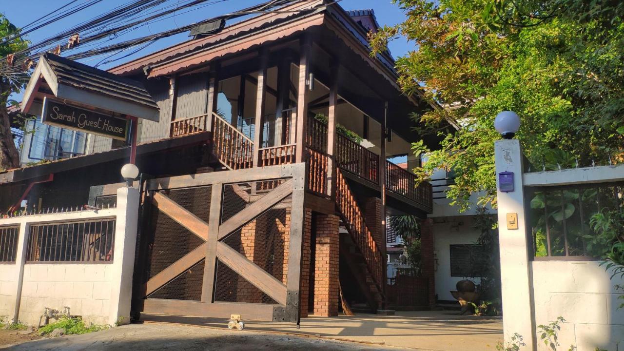 Sarah Guest House Chiang Mai Bagian luar foto